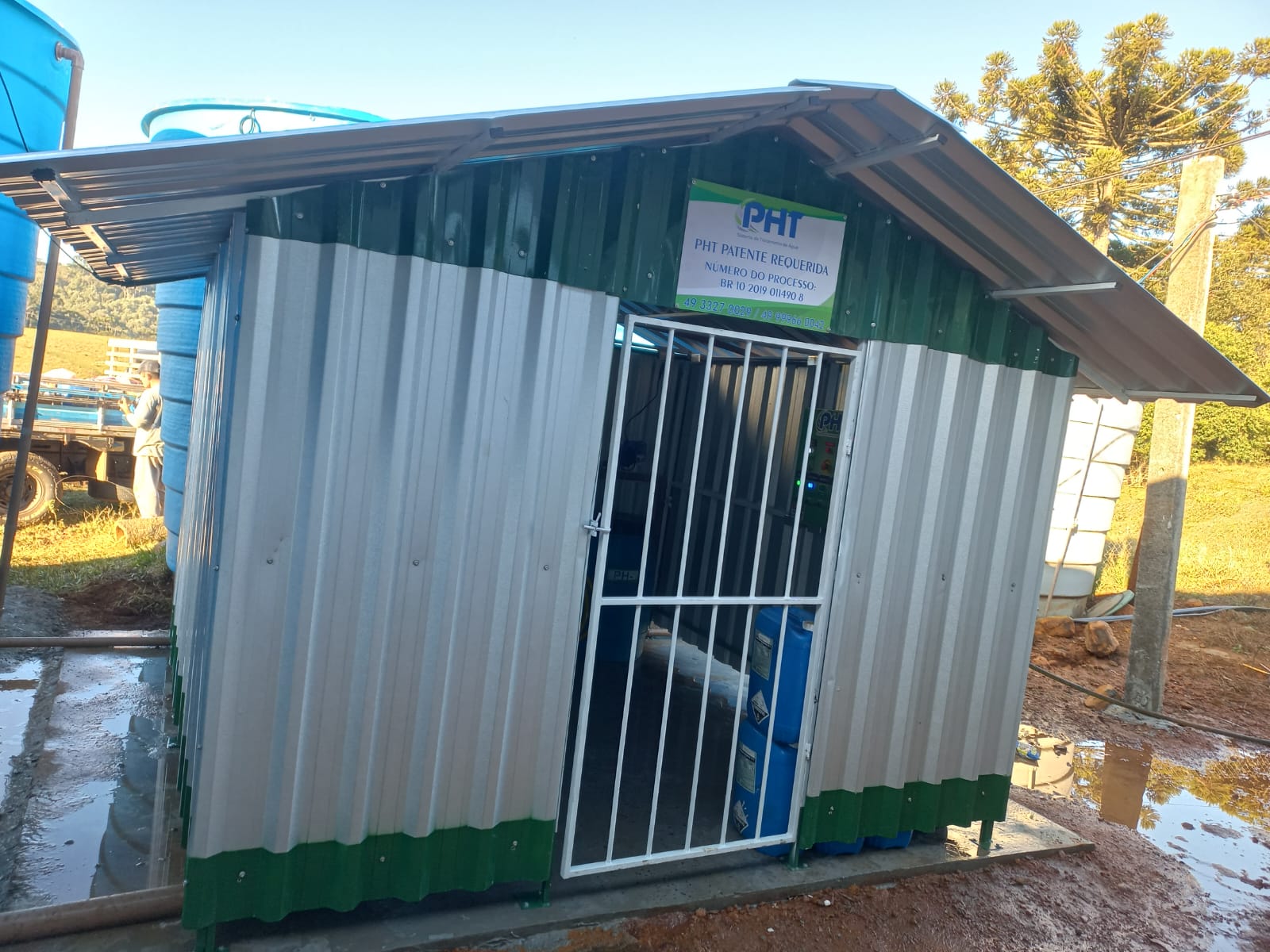 Casa de tratamento de água PHT instalada em granja — tecnologia patenteada
